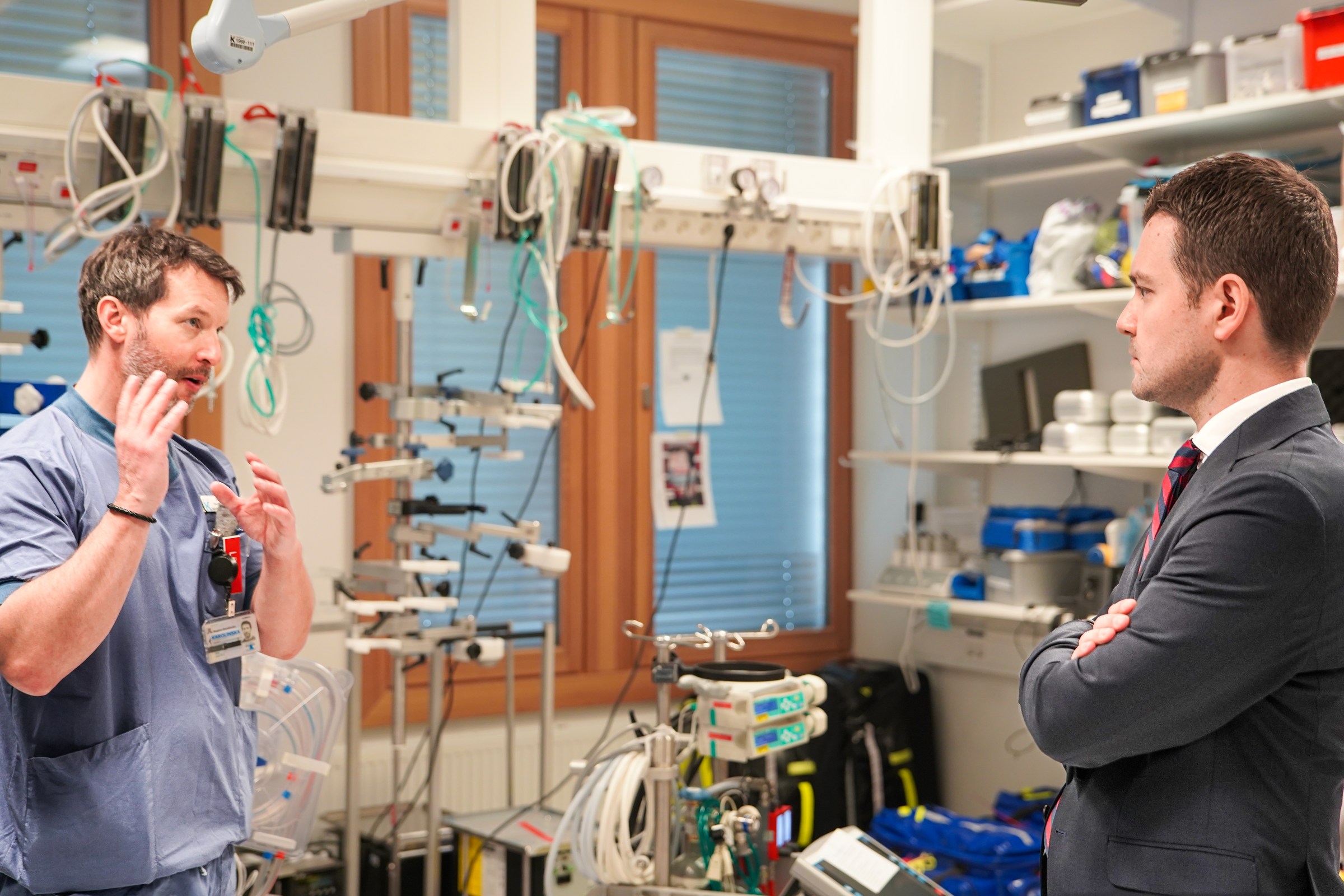 Delegation från Nordmakedonien hälsar på hos Karolinska